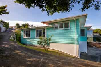 19 Walker Avenue, Paremata