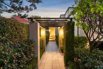 4 Kelvin Road, Remuera