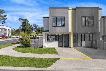 12 Karoro Road, Flat Bush