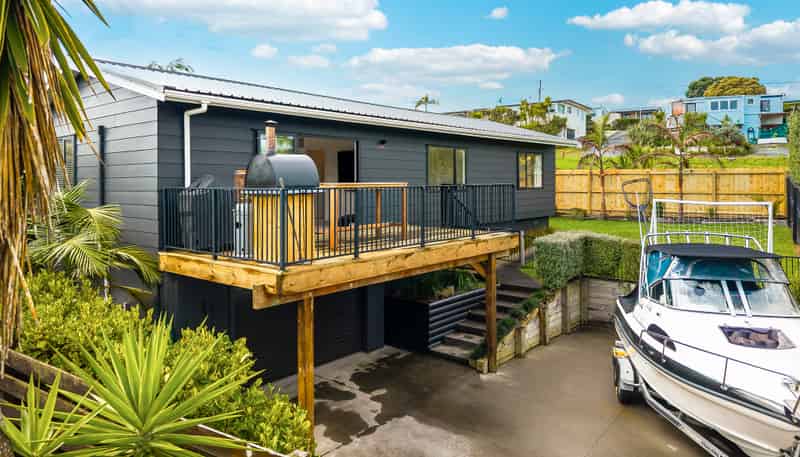85b Rosario Crescent, Red Beach