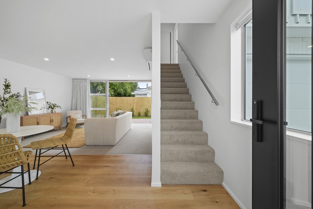 900m to Te Kaha Stadium with garages! 2 left! - Więcej
