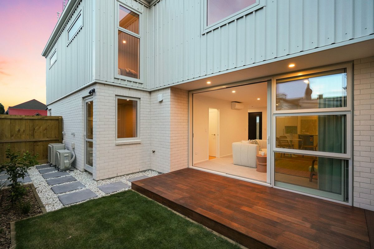900m to Te Kaha Stadium with garages! 2 left! - Widok 2