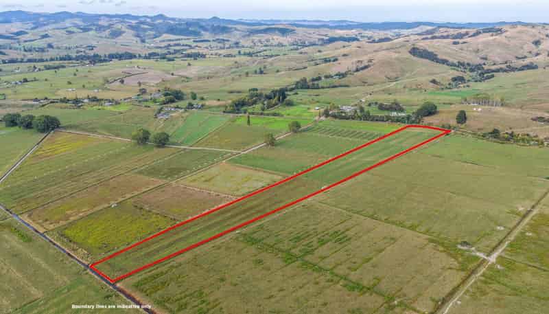  Back Miranda Road, Waitakaruru