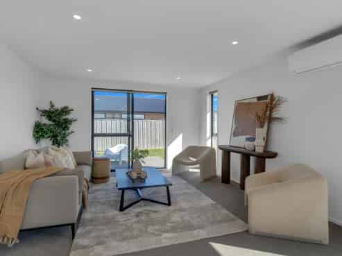 5 Helicon Street, Pegasus