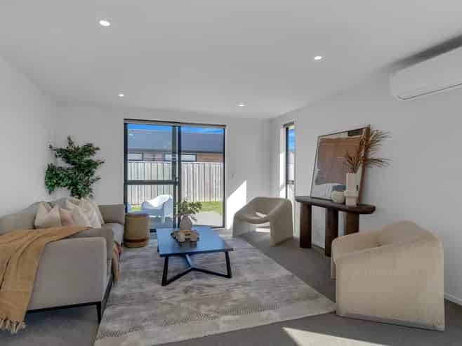 5 Helicon Street, Pegasus