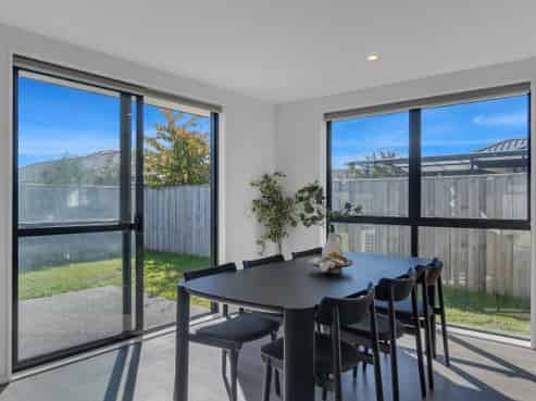 5 Helicon Street, Pegasus