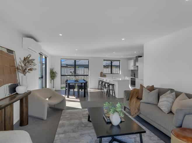 5 Helicon Street, Pegasus