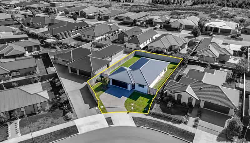 5 Helicon Street, Pegasus