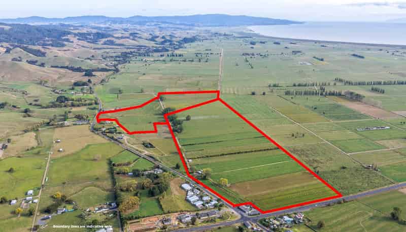 33 and 92 Back Miranda Road, Waitakaruru