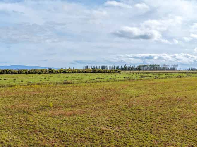 33 and 92 Back Miranda Road, Waitakaruru