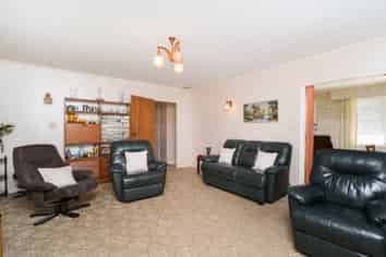 145 Tremaine Avenue, WESTBROOK