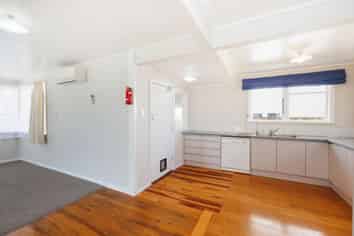 6 London Terrace, Awapuni