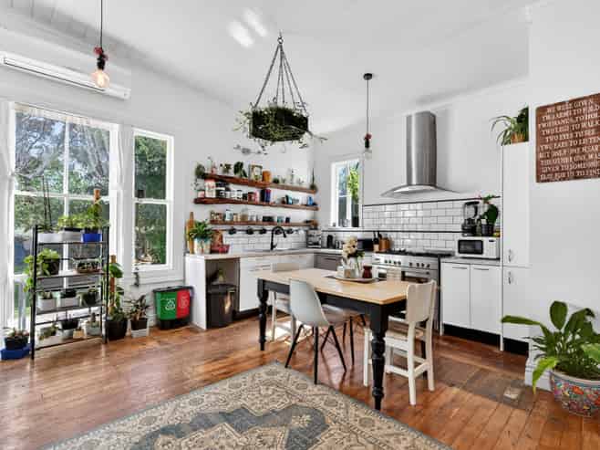 25 Chester Road, Carterton