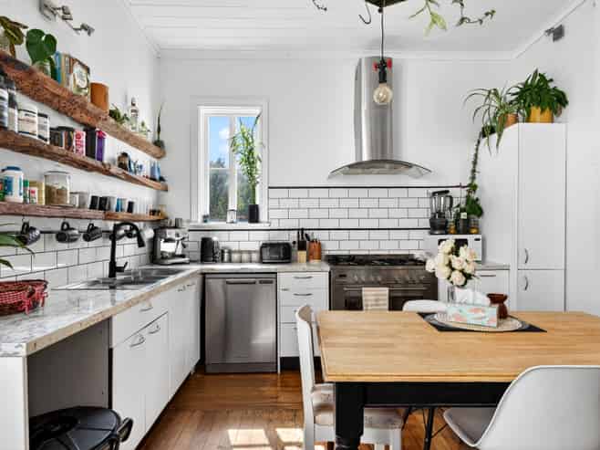 25 Chester Road, Carterton