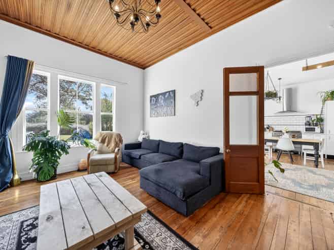 25 Chester Road, Carterton