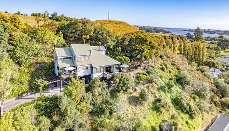 14 Ngatarua Road, Putiki