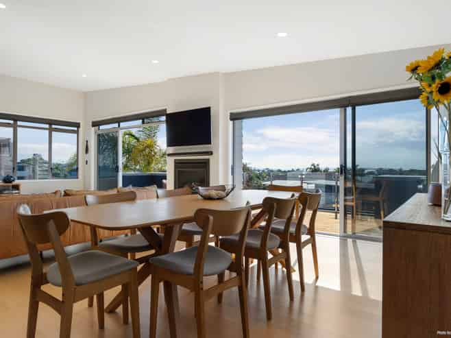 10  Columbia Crescent, Beachlands