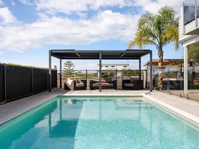 10  Columbia Crescent, Beachlands