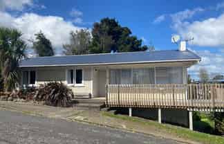 16 Kohe Street, Parahaki