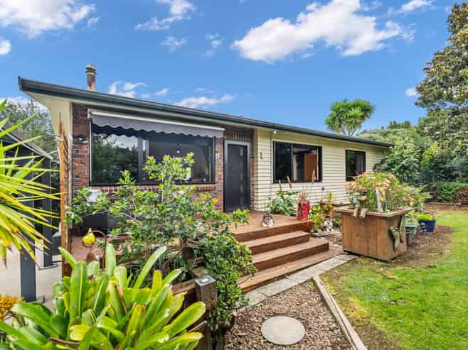 19 Huia Street, Whau Valley