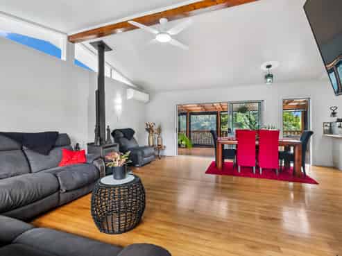 19 Huia Street, Whau Valley