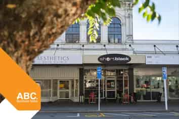 Café  – Oamaru  – Central Location