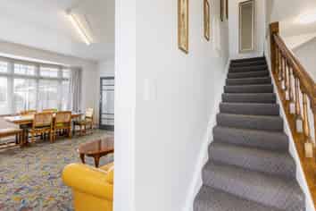 Large cash flow - high yielding 6 bedroom house