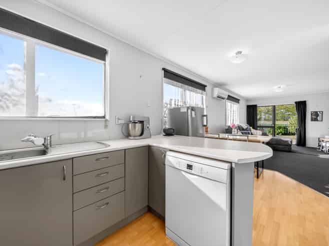 74 New York Street, Martinborough