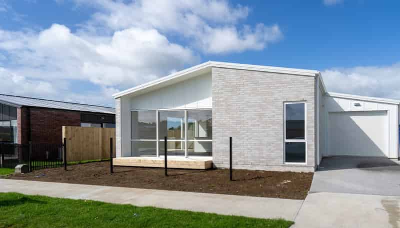 14 One Haruru Street, Cambridge