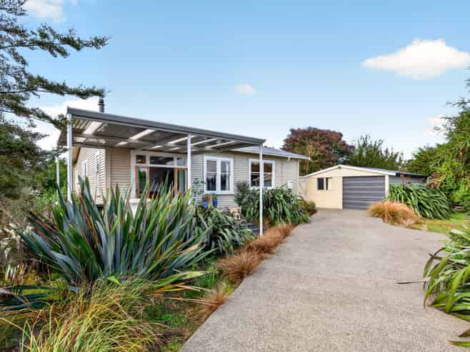 72 Strasbourge Street, Martinborough