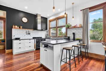 72 Strasbourge Street, Martinborough