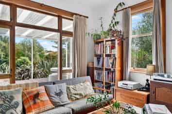 72 Strasbourge Street, Martinborough