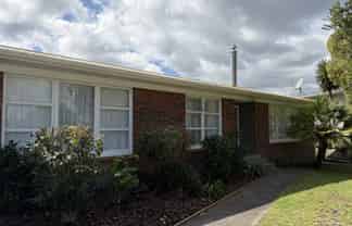 12 Moa Place, Onerahi