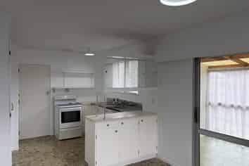 12 Moa Place, Onerahi