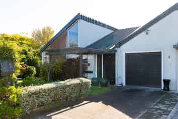 4 Corwen Place, Mayfair