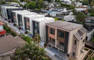 5/33 Williamson Avenue, Belmont