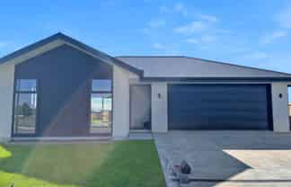 1 Combine Place , Darfield