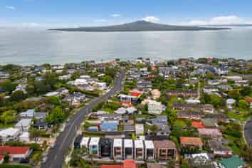 7/33 Williamson Avenue, Belmont