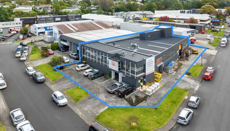 1 Colway Place, Wairau Valley