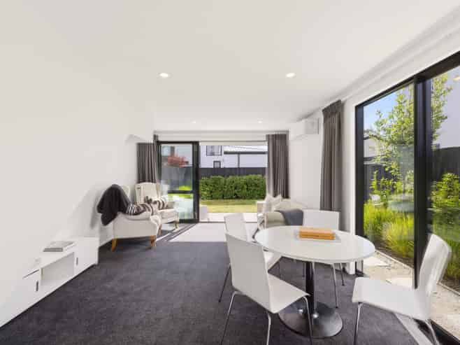 62D Cleveland Street, Edgeware