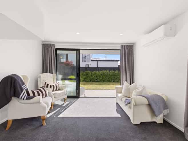 62D Cleveland Street, Edgeware