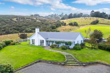 532 Pine Hill Road, Pine Hill