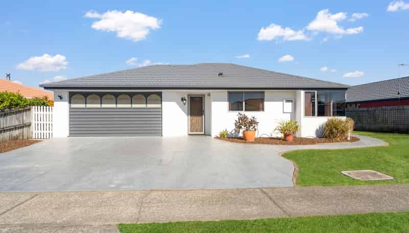 32 Masefield Street, Stoke