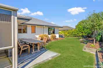 32 Masefield Street, Stoke