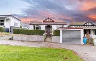 14 Memorial Avenue, Parkside