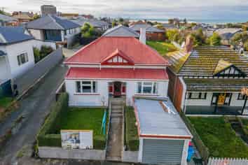 14 Memorial Avenue, Parkside