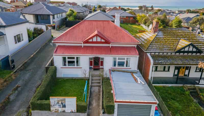14 Memorial Avenue, Parkside
