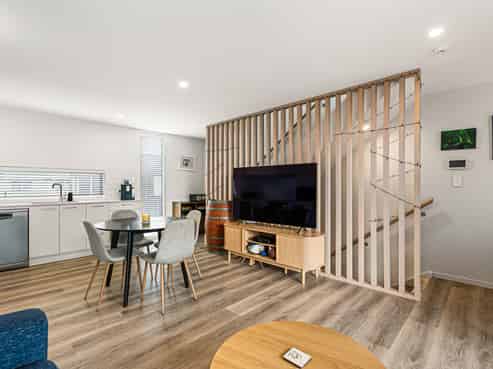 40D Titirangi Road, New Lynn