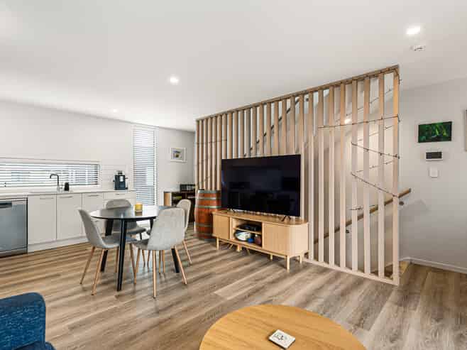 40D Titirangi Road, New Lynn