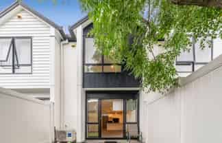 8/69 Allendale Road , Mount Albert